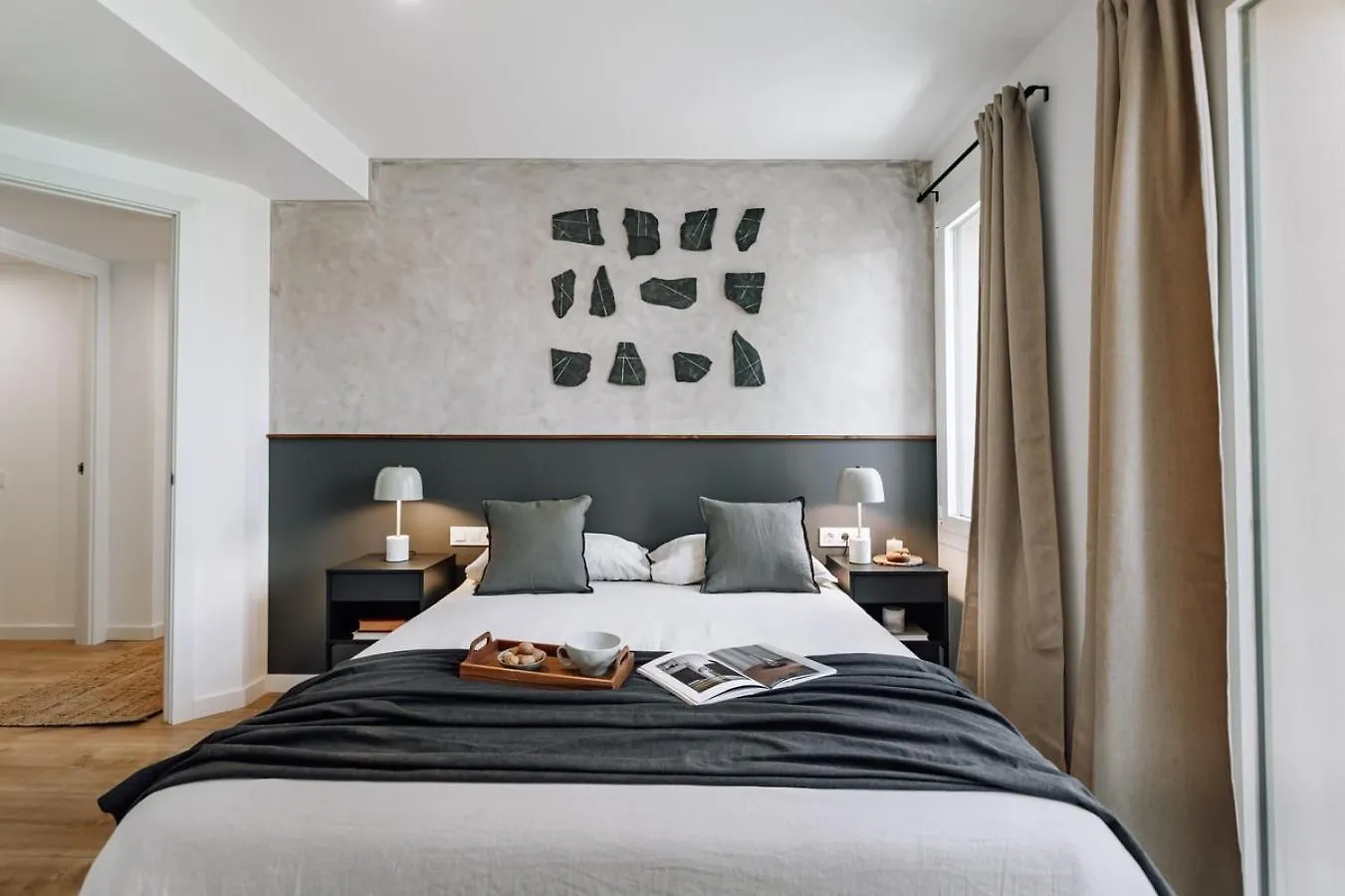Campro - 3 Bedrooms Apartment With Balcony In Eixample Esquerra Barcelona 0*,  Spanyolország