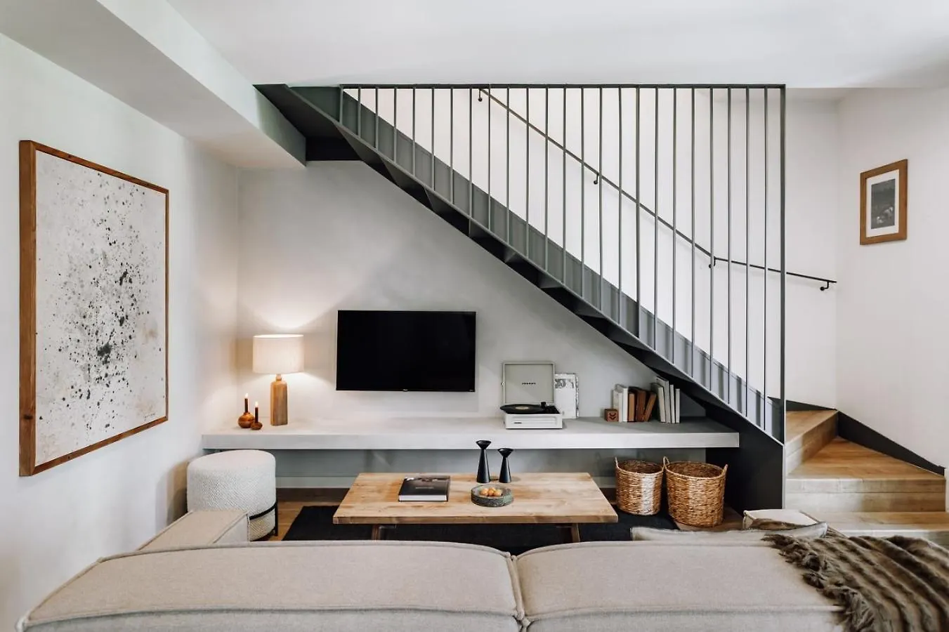 Campro - 3 Bedrooms Apartment With Balcony In Eixample Esquerra Barcellona 0*,  Spagna